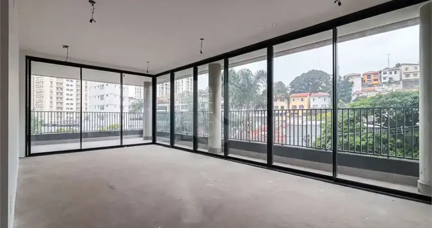 Apartamento com 3 quartos à venda ou para locação em Perdizes - SP