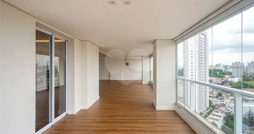 Apartamento com 3 quartos à venda ou para locação em alto da lapa - sp