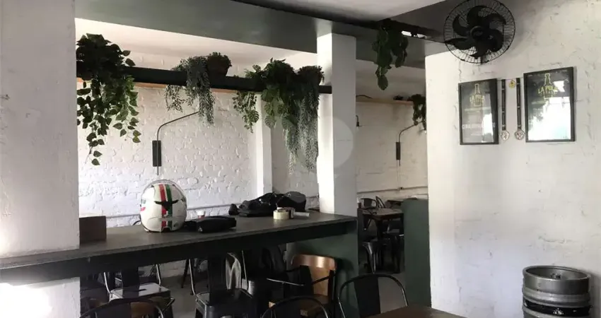 Sobrado com 1 quartos à venda ou para locação em Água Branca - SP