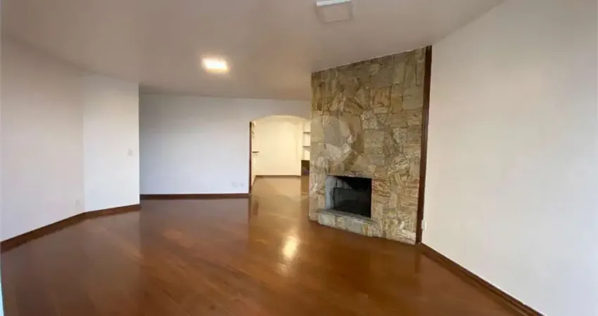 Apartamento com 3 quartos à venda ou para locação em Alto Da Lapa - SP