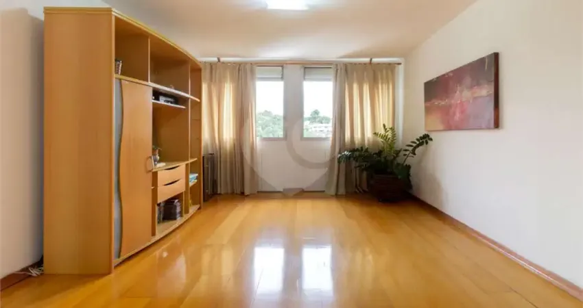 Apartamento com 3 quartos à venda na Praça Irmãos Karmann, --, Sumaré, São Paulo