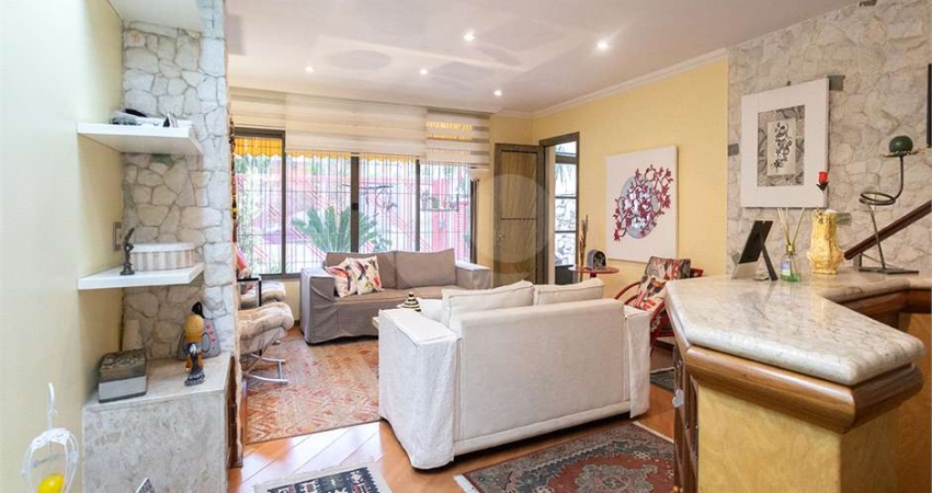 Casa com 3 quartos à venda na Rua Tordesilhas, --, Lapa, São Paulo