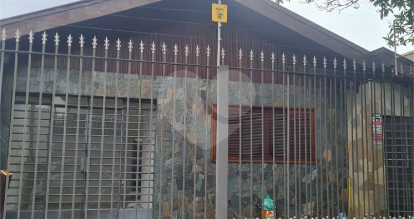 Casa térrea com 3 quartos à venda ou para locação em Instituto De Previdência - SP