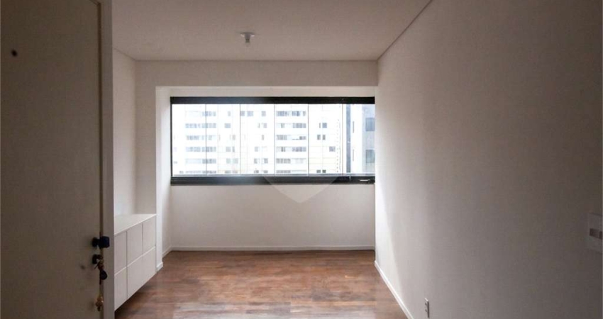 Apartamento com 2 quartos à venda ou para locação em Pinheiros - SP