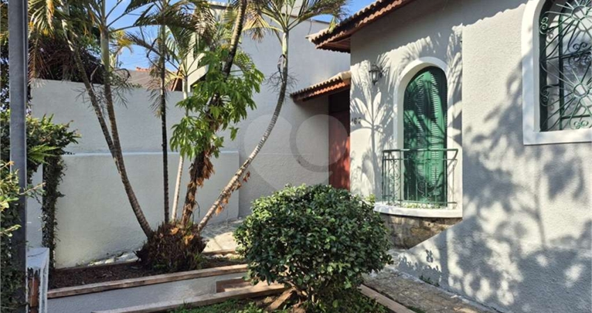 Casa térrea com 2 quartos à venda ou para locação em Caxingui - SP