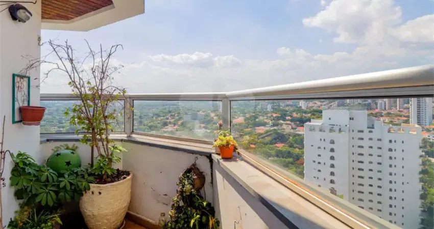 Apartamento com 4 quartos à venda na Rua Pascoal Vita, --, Vila Madalena, São Paulo