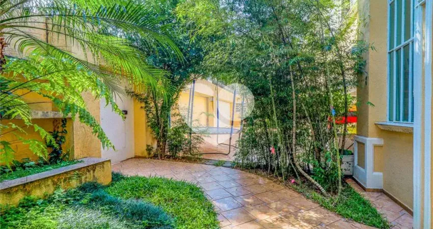 Casa de vila com 4 quartos à venda ou para locação em Butantã - SP