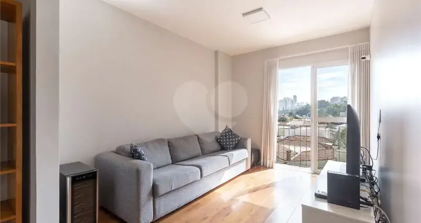 Apartamento com 3 quartos à venda ou para locação em Pinheiros - SP
