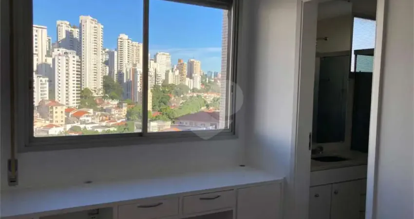 Apartamento com 4 quartos à venda ou para locação em Perdizes - SP