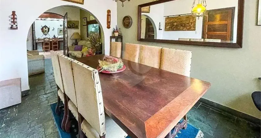 Casa com 3 quartos à venda ou para locação em Pinheiros - SP