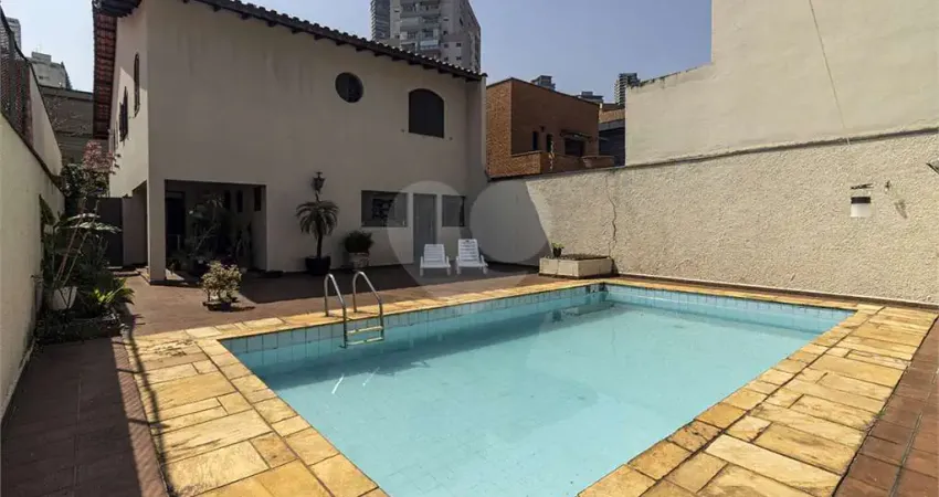 Casa com 3 quartos à venda na Vila Madalena, São Paulo 