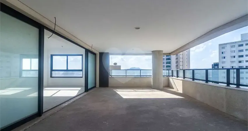 Apartamento com 3 quartos à venda na Rua Jorge Americano, --, Alto da Lapa, São Paulo