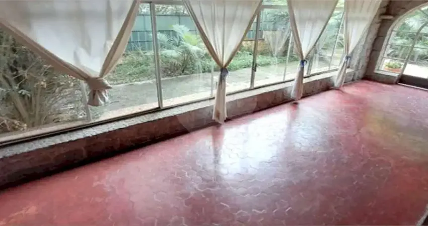 Casa com 4 quartos à venda na Rua Macaubal, --, Sumaré, São Paulo