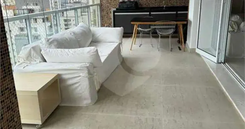 Apartamento com 3 quartos para alugar em Pinheiros, São Paulo