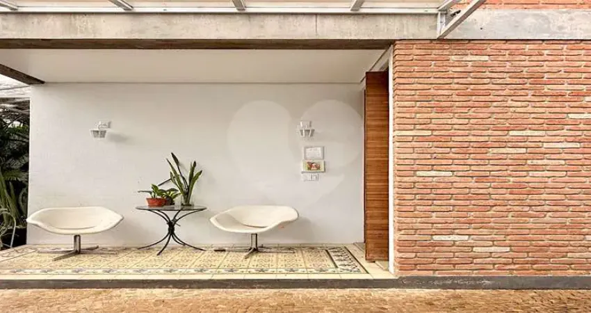 Casa com 3 quartos à venda na Vila Madalena, São Paulo 