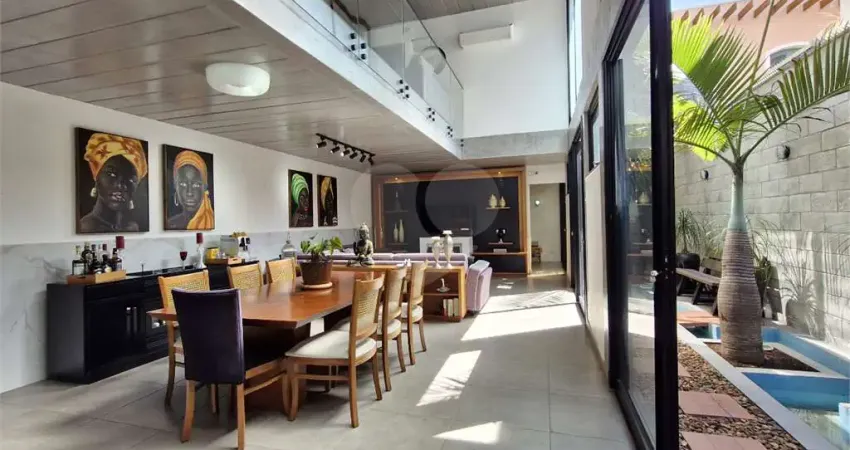 Casa com 3 quartos à venda na Vila Romana, São Paulo