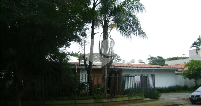 Casa com 3 quartos à venda em Alto de Pinheiros, São Paulo 