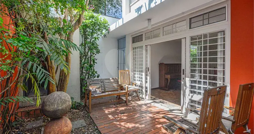Casa com 4 quartos para alugar em Sumaré, São Paulo