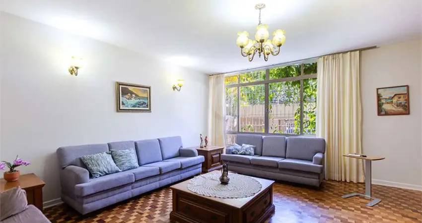 Casa com 3 quartos à venda na Vila Madalena, São Paulo