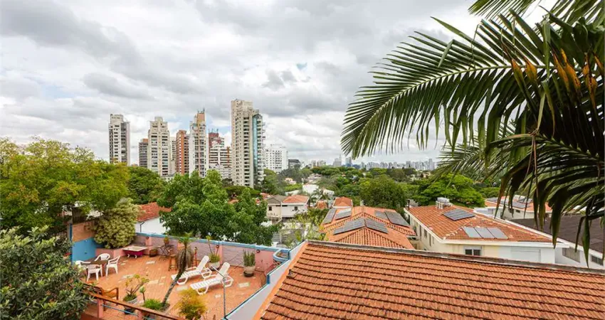 Casa com 3 quartos à venda em Alto de Pinheiros, São Paulo 