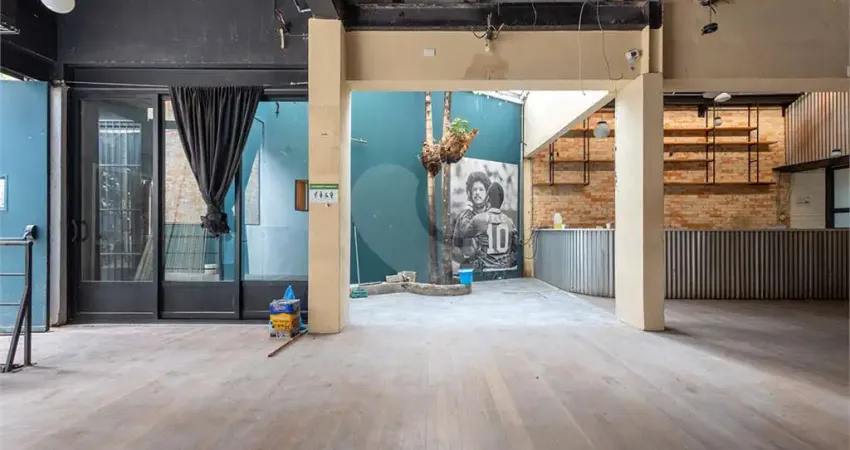 Casa comercial para alugar na Vila Madalena, São Paulo 