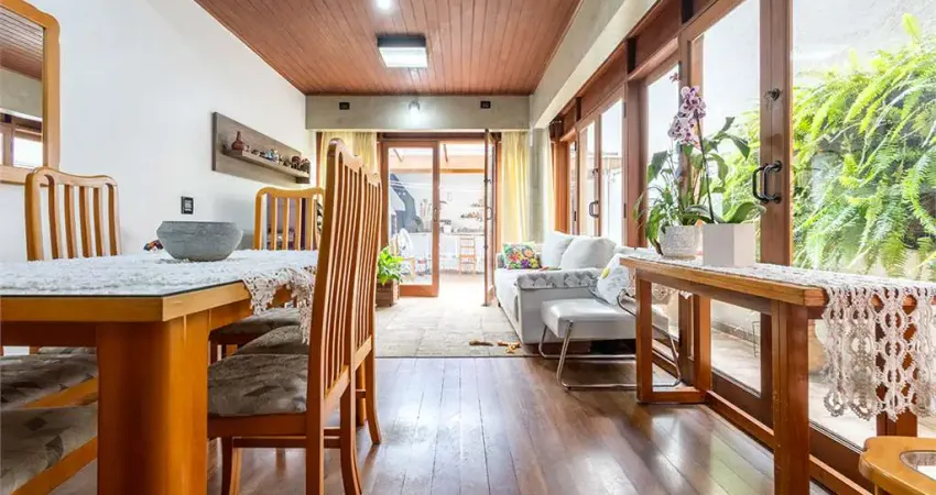 Casa com 3 quartos à venda na Vila Madalena, São Paulo 