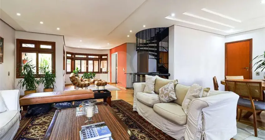 Casa com 4 quartos à venda na Vila Madalena, São Paulo