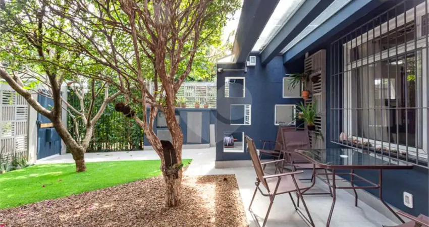 Casa com 4 quartos à venda em Alto de Pinheiros, São Paulo 