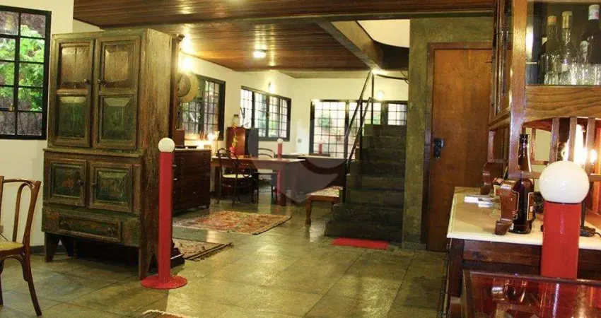 Casa comercial para alugar na Vila Madalena, São Paulo