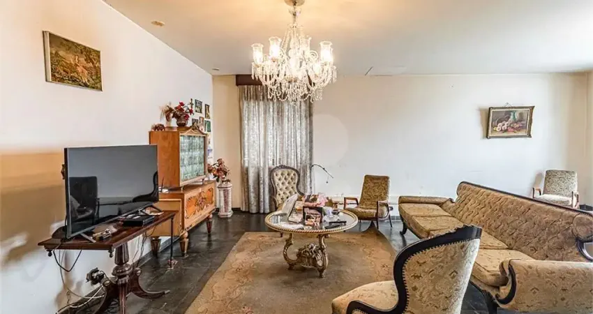 Casa com 4 quartos à venda na Rua Ourânia, --, Alto de Pinheiros, São Paulo