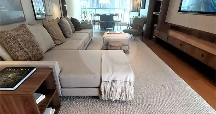 Apartamento com 3 quartos à venda na Avenida Pedroso de Morais, --, Pinheiros, São Paulo