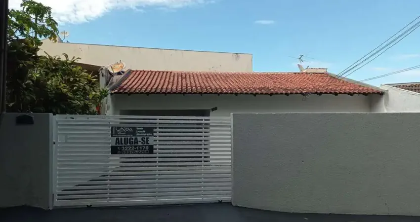 Casa com 2 quartos para alugar na Rua Kiri, 1329, Parque Residencial Quebec, Maringá
