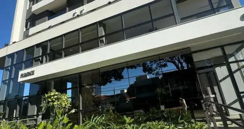 Apartamento á venda com 3 Quartos na zona 03 em Maringá