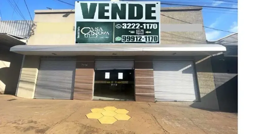 Barracão / Galpão / Depósito à venda na Avenida Colombo, 7114, Zona 07, Maringá