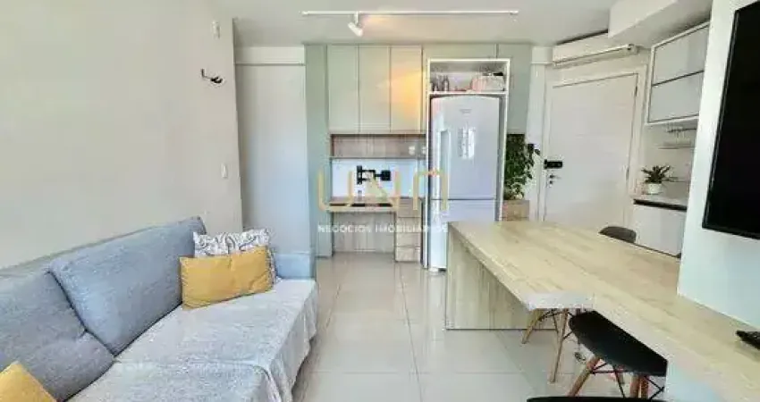 Apartamento de alto padrão em Coqueiros, com localização privilegiada.