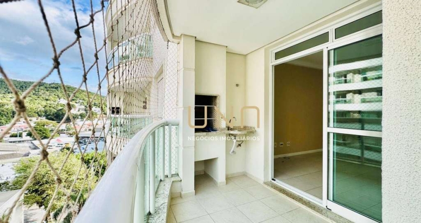 Excelente apartamento de 02 quartos no bairro Itacorubi, com vaga de garagem coberta.