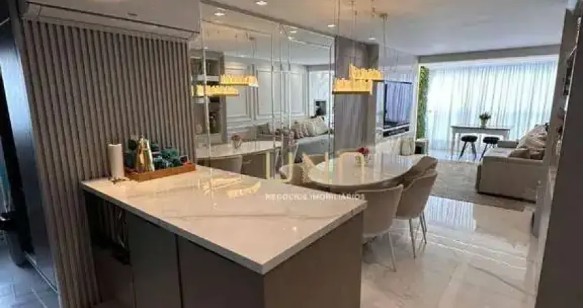 Apartamento mobiliado à venda no bairro abraão, florianópolis — 3 dormitórios (1 suíte master + 2 demi-suítes), 2 vagas de garagem, churrasqueira a ca