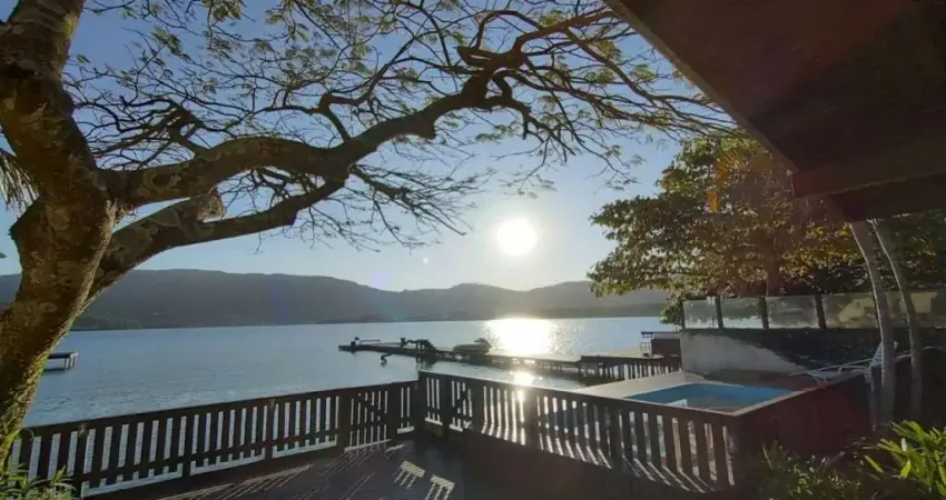 Casa Residencial em Lagoa Da Conceição