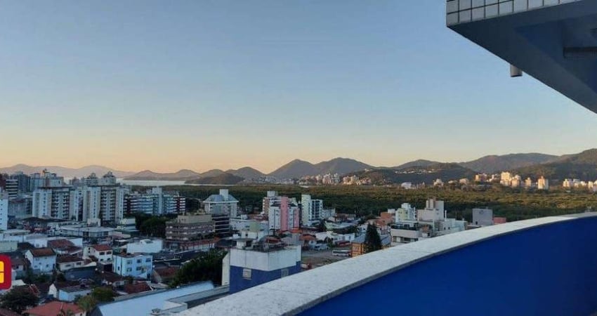 Cobertura em Trindade