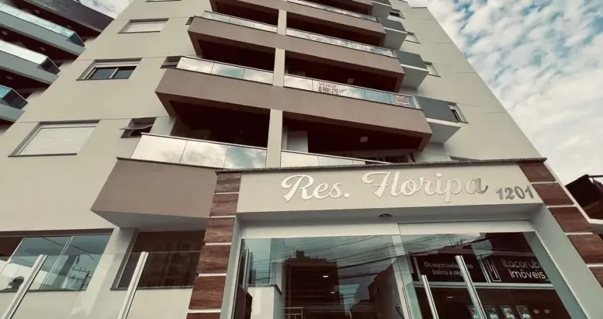 Cobertura duplex  com 2 suítes, sacada com churrasqueira, 2 vagas