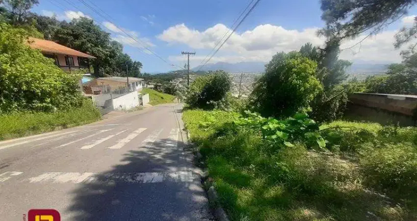 Terreno à venda na Rua Manoel Porto Filho, Forquilhas, São José