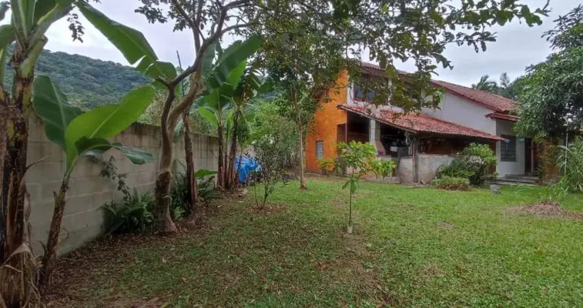 Sítio À venda em Biguaçu de frente para o contorno viário com 21.800m2