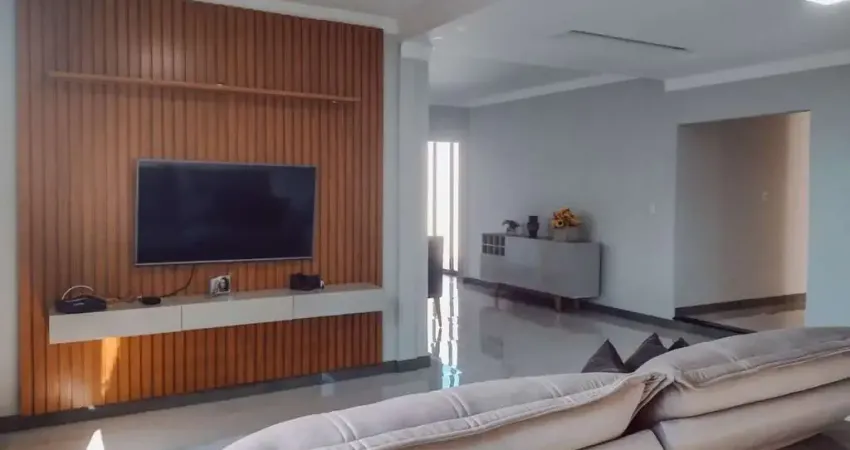 Casa Residencial em Ingleses