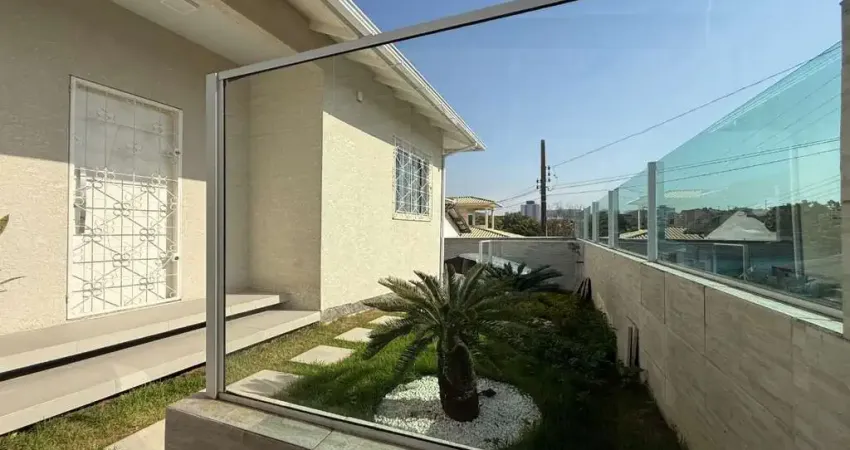Casa com 3 dormitórios com 112 m² privativos, piscina, no bairro ipiranga