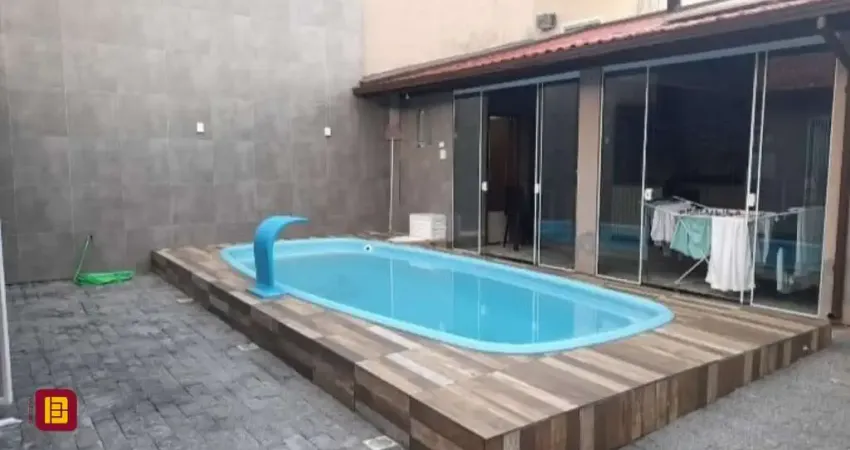 Casa com 2 quartos à venda na Armando Martins Schnorrenber, Forquilhas, São José