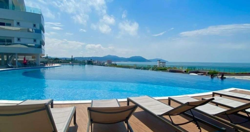 BROGNOLI VENDE- Cobertura com 03 suítes e jacuzzi vista mar em Condomínio Clube