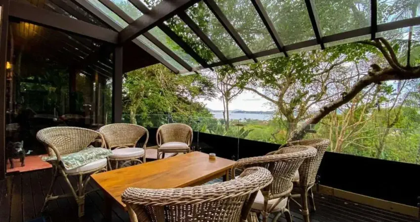 Casa em condomínio fechado com 4 quartos à venda na Rua Laurindo Januário da Silveira, Lagoa da Conceição, Florianópolis