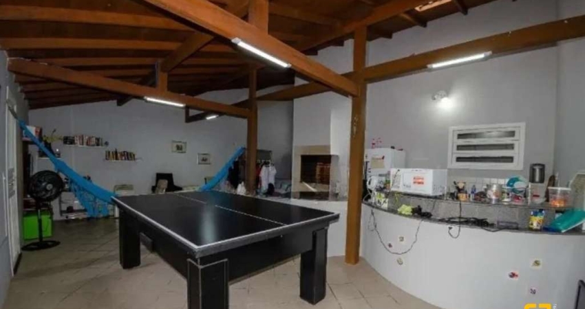 Casa Ponta das Canas com 4 quartos