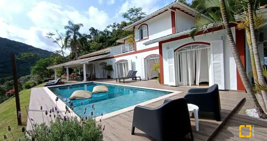 Sítio no Rio Vermelho com Casa Mobiliada e Infraestrutura Completa