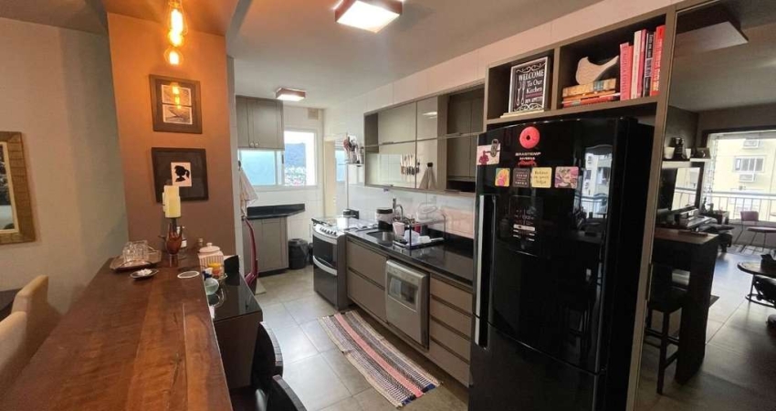Apartamento Mobiliado e decorado à Venda no Itacorubi